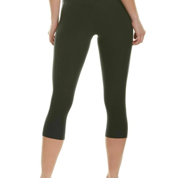 Nike Legend Capri Women's - Picture 2 of 9